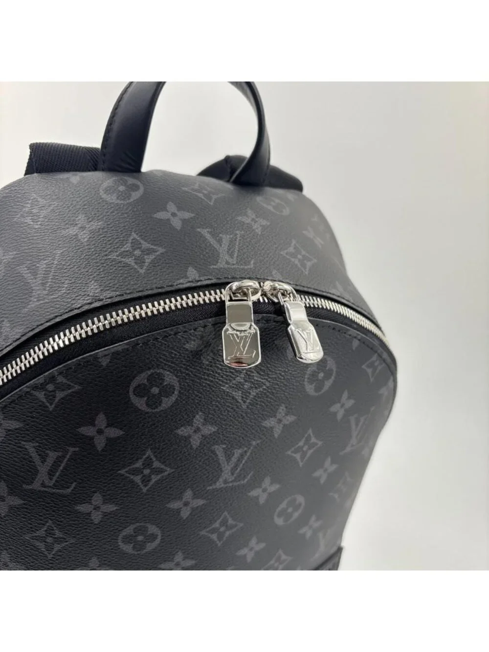 Louis Vuitton Monogram Eclipse Backpack Slim - Picture 6 of 15
